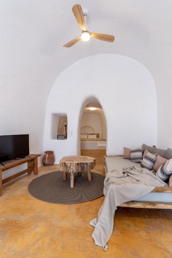 Caval II Hotel Fíra Kültér fotó